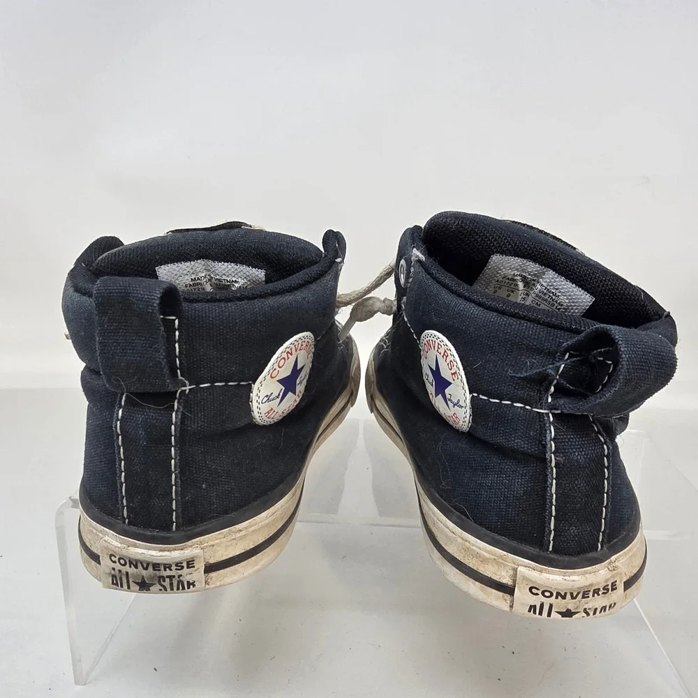 Converse ships from